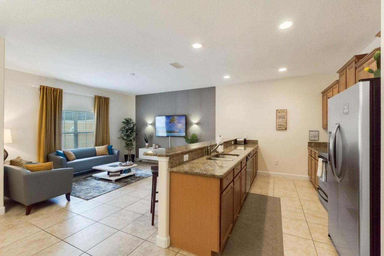 Townhome W Pool Near Disney & Orlando Attractions Kissimmee Eksteriør bilde