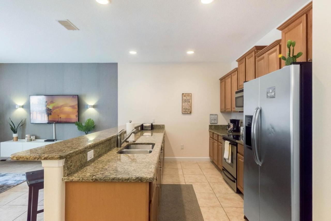 Townhome W Pool Near Disney & Orlando Attractions Kissimmee Eksteriør bilde
