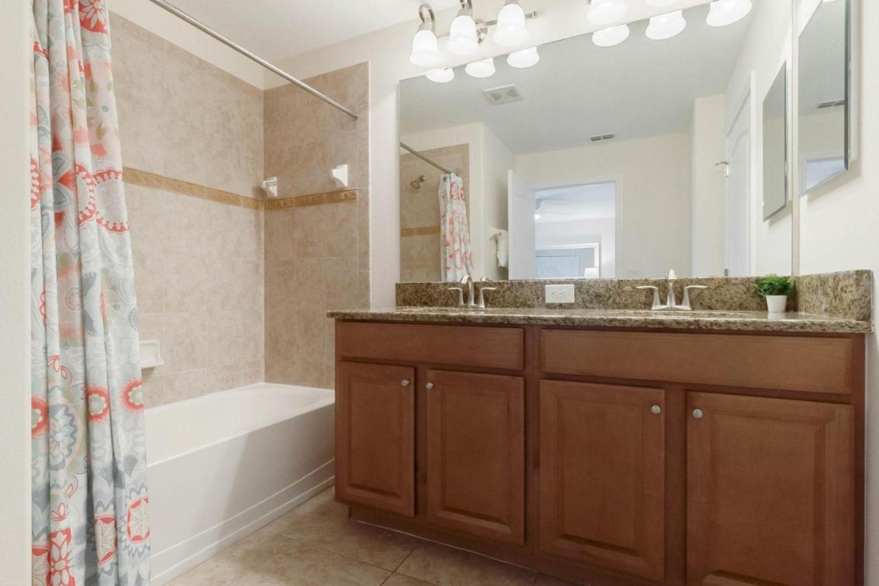 Townhome W Pool Near Disney & Orlando Attractions Kissimmee Eksteriør bilde